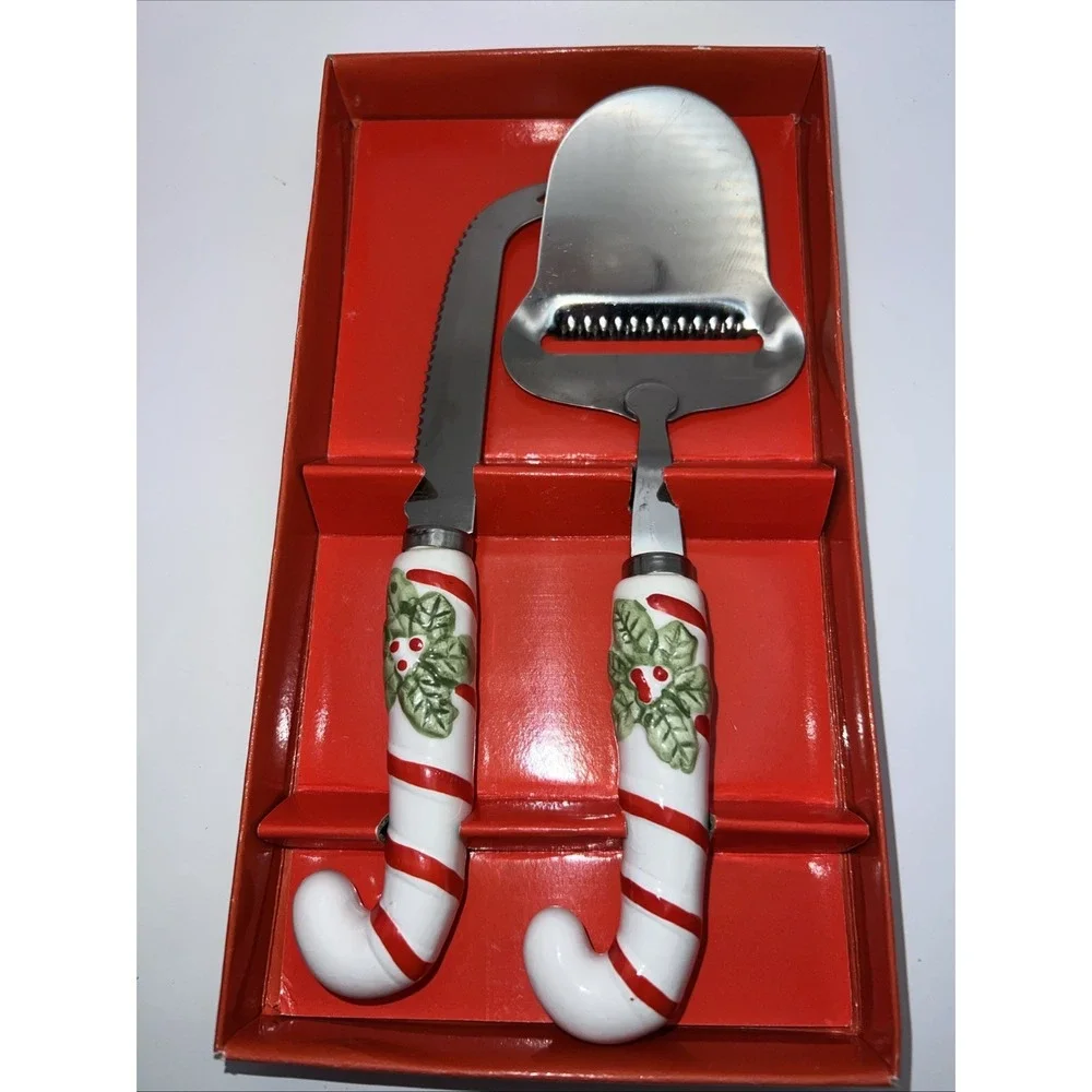 Vintage Hand Painted Ceramic‎ Handled Cheese Cutting Christmas Set Of 2